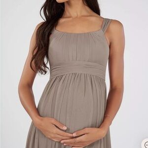 Absolutely beautiful! Brand new never worn. Just didn’t fit right, sadly!!